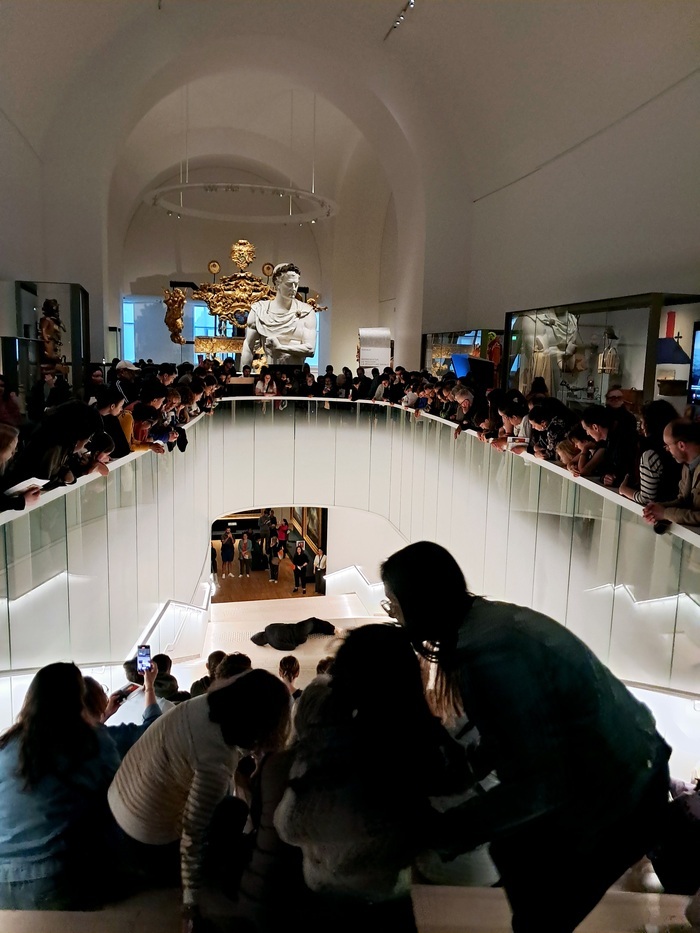 Performance théâtrale, Musée de la marine, Paris