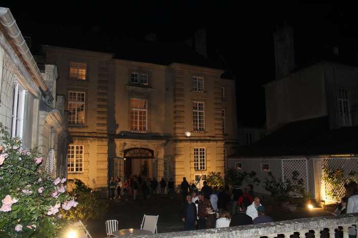 Pierres en Lumières sur l&rsquo;hôtel de la Tour du Pin, Hotel de la Tour du Pin, Bayeux