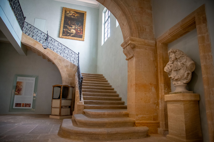 ponctuations théâtrales en lien avec la thématique des musées Musée du Vieil Aix Aix-en-Provence
