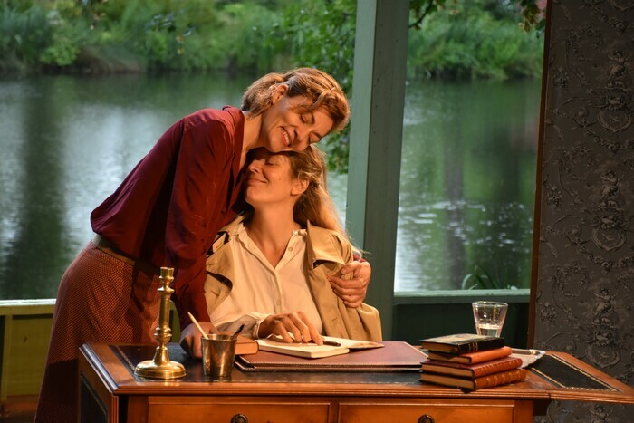 POUR L’ÉTERNITÉ, Hélène Berr et Odile Neuburger, Salle Van Gogh • Le Petit Louvre, Avignon