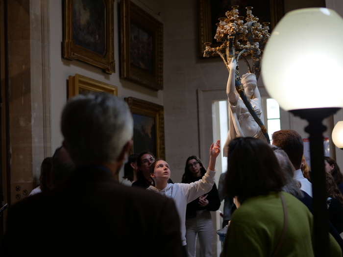 Présentation d’œuvres par les élèves du Lycée Eugène Ionesco d’Issy-les-Moulineaux, Galerie des Gobelins – Mobilier national, Paris