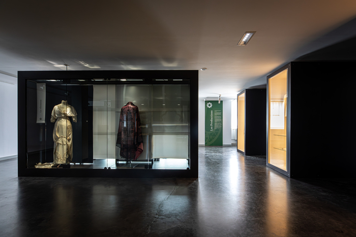 Quand la mode rencontre la dentelle : regards d’élèves sur les oeuvres du musée de Retournac Musée Des Manufactures De Dentelles Retournac