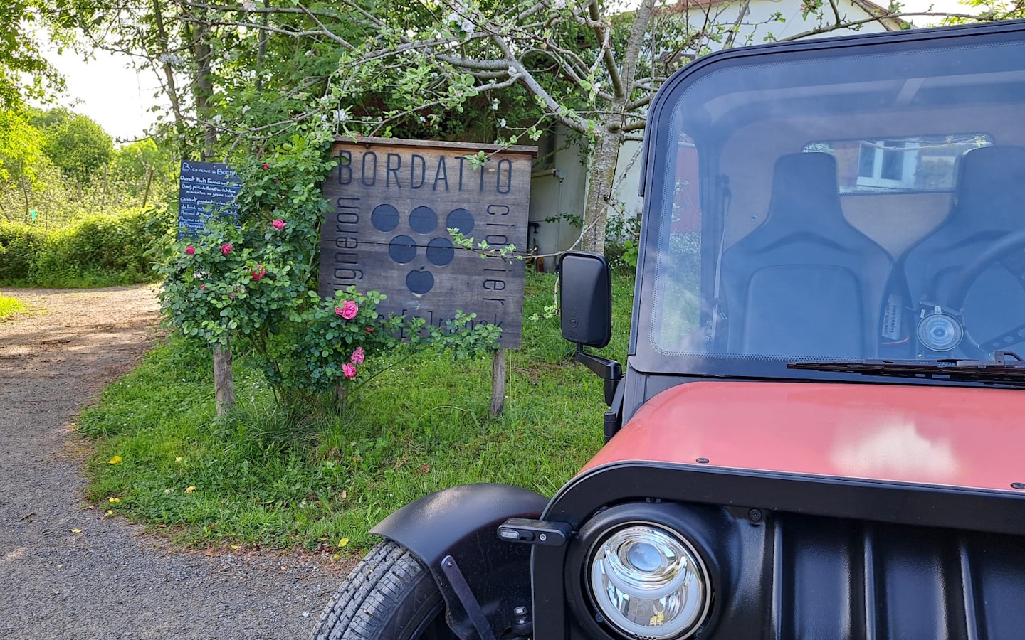 Randonnée gourmande en quadricycle électrique avec E-Pottok et découverte de la cidrerie Bordatto 31 chemin de Lantokia Uhart-Cize 2026-08-04