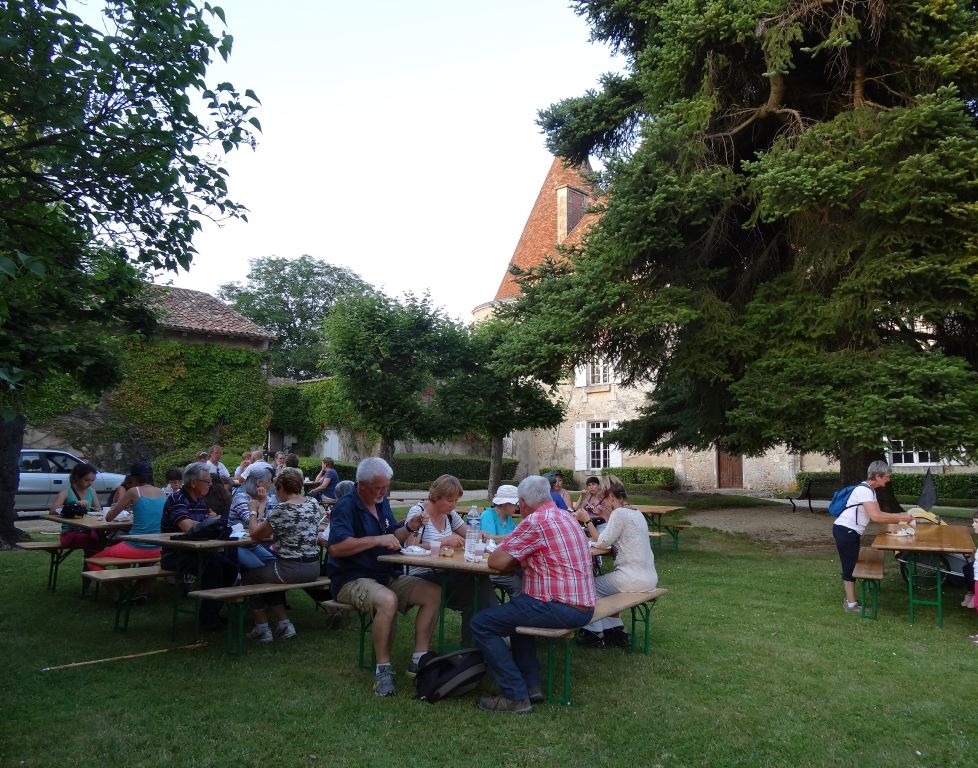 Randonnée gourmande La Crépusculinaire Place de la Mairie Douzillac 2026-05-24