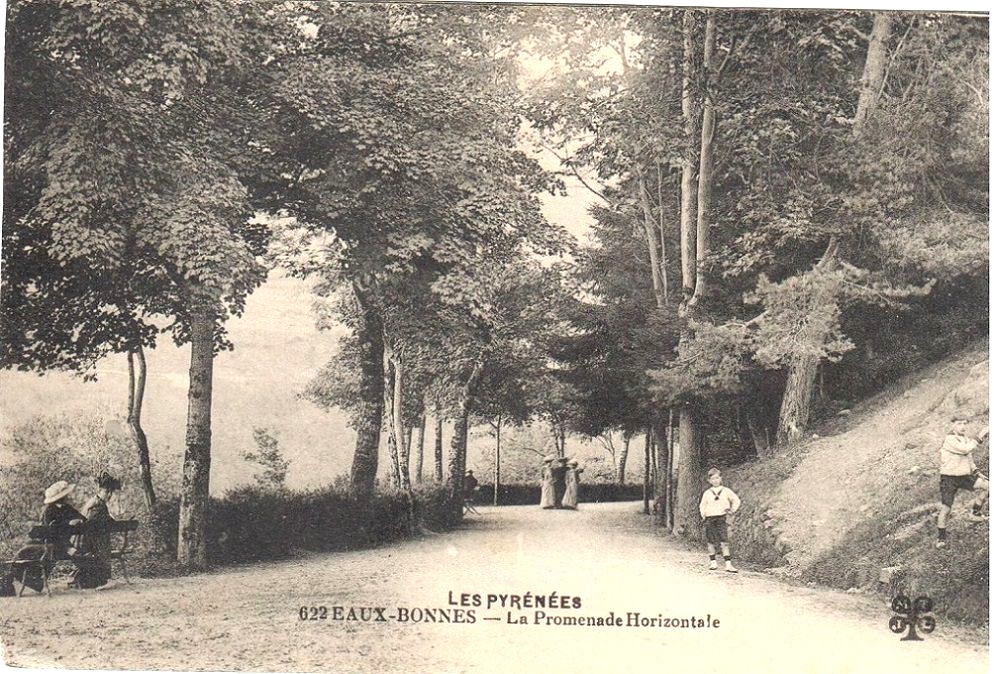 Randonnée sur la Promenade Horizontale des Eaux Bonnes l'histoire de la forêt pyrénéenne et des arbres de l'Impératrice Avenue Castellane Eaux-Bonnes 2026-08-07