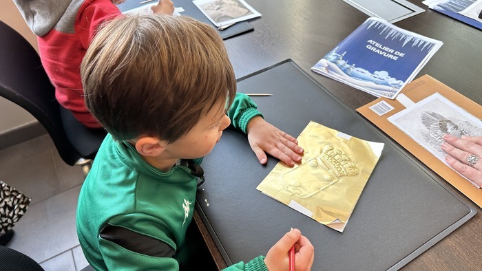 Réalisons un marque page de Pâques (atelier de gravure) Archives municipales Boulogne-sur-Mer