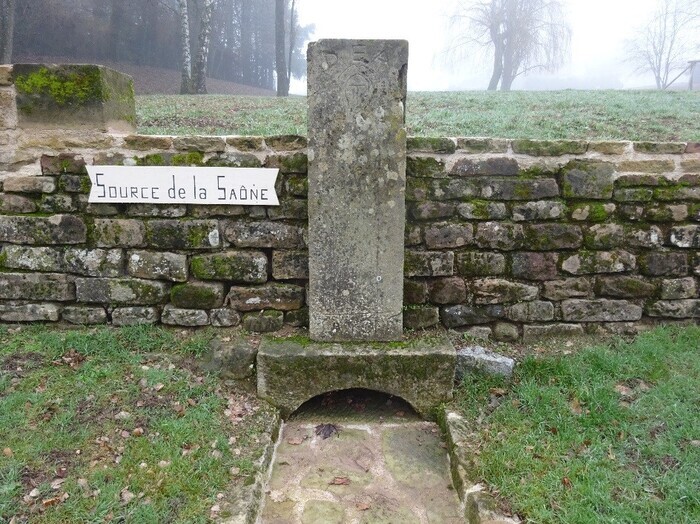 Recherches archéologiques à la source Vioménil Vioménil