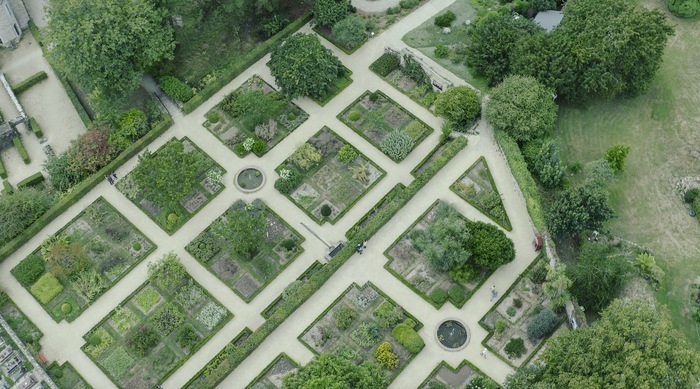 Rendez-vous au Domaine départemental de l&rsquo;Abbaye de Daoulas, Jardin des simples et ancienne abbaye de Daoulas, Daoulas