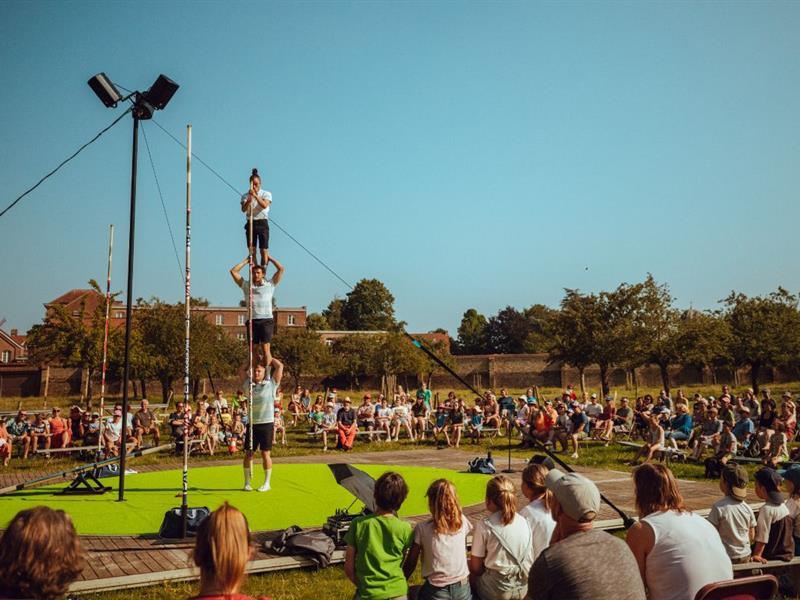 Spectacle de rue clôture de saison  Roderen