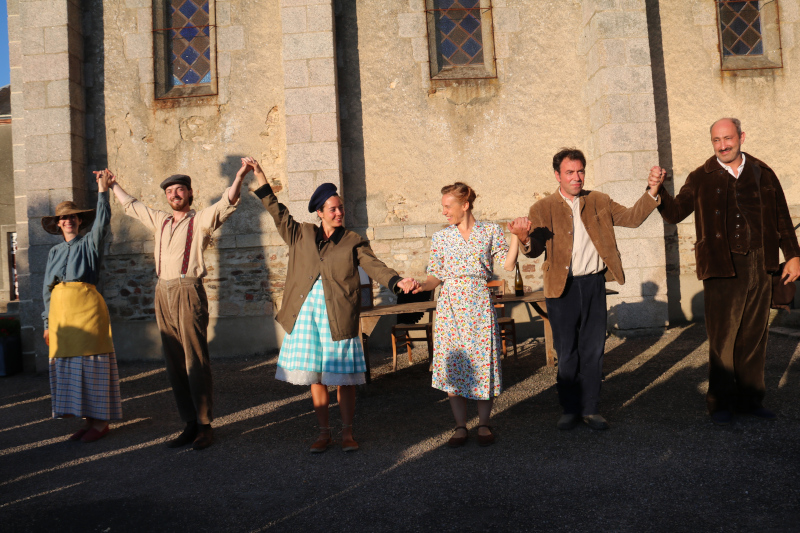 Spectacle en déambulation Le miroir d&rsquo;Aurore  La Châtre