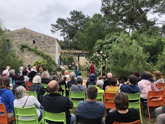 Spectacle « Là où va l&rsquo;eau », Maison éco paysanne, Le Grand-Village-Plage