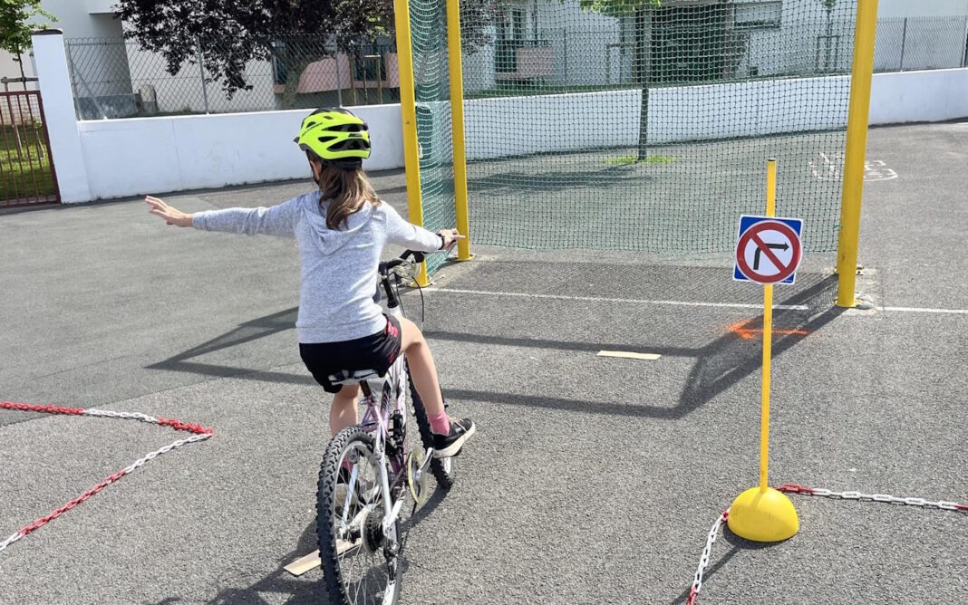 Stage Savoir rouler à vélo Ecole Elémentaire Urdazuri Saint-Jean-de-Luz