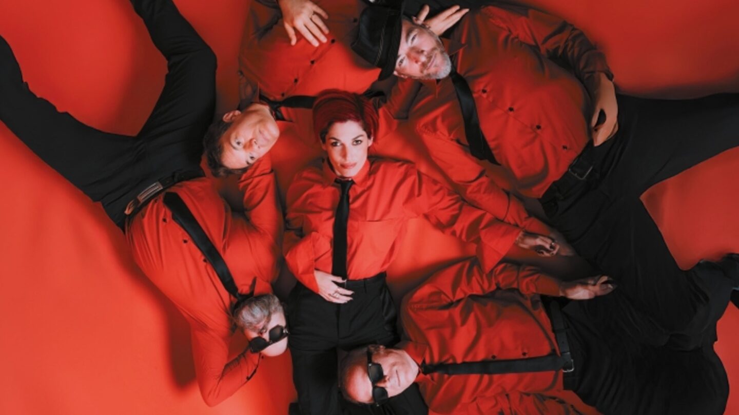 SUPERBUS LE MAS DES ESCARAVATIERS Puget Sur Argens