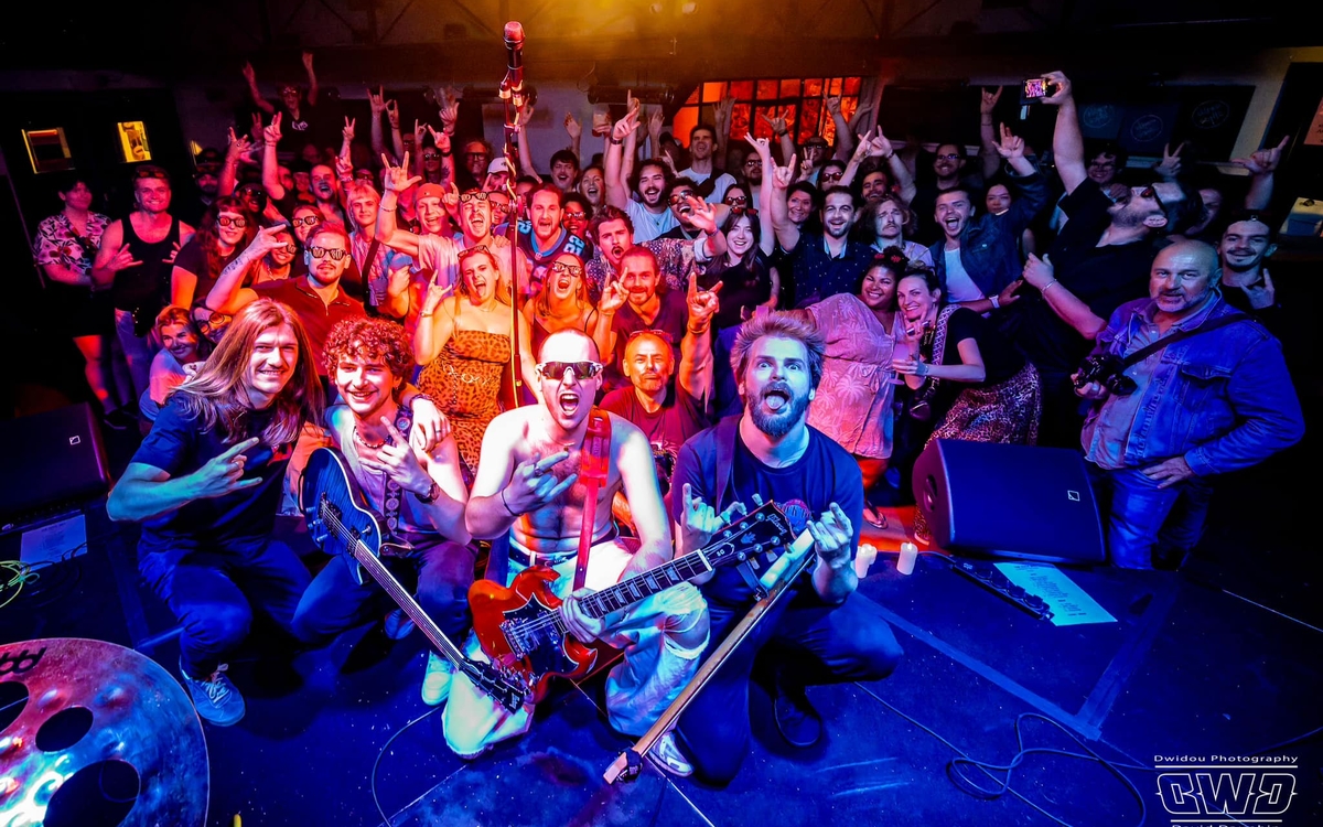 The Rock Boy & Grande Emma Peniche Marcounet Paris