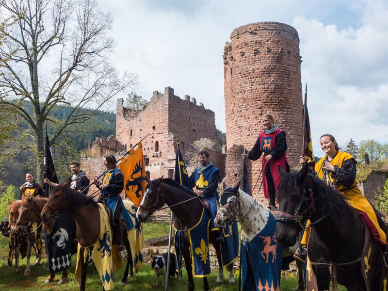 Tous aux châteaux d&rsquo;Ottrott le 1er Mai !  Ottrott