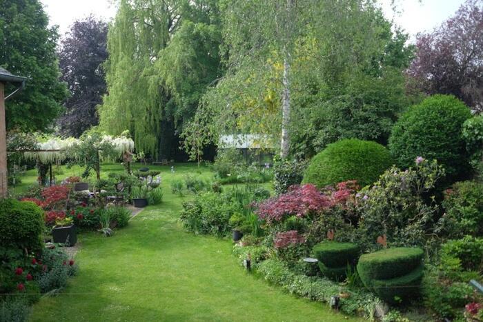 Un jardin privé conçu pour la vue – visite libre, Jardin de Louise et François Gales, Hellange