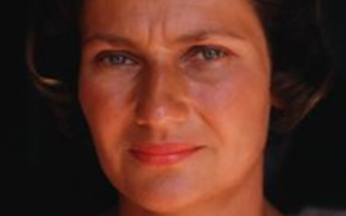 Une histoire à dessiner, une mémoire à écrire : Simone Veil. Mes sœurs et moi Mémorial de la Shoah Paris