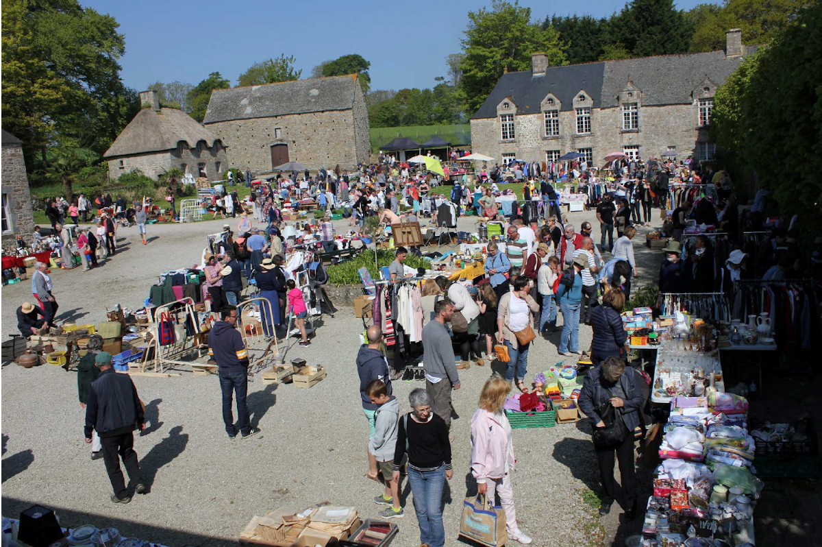 Vide-grenier Château de Carneville Carneville