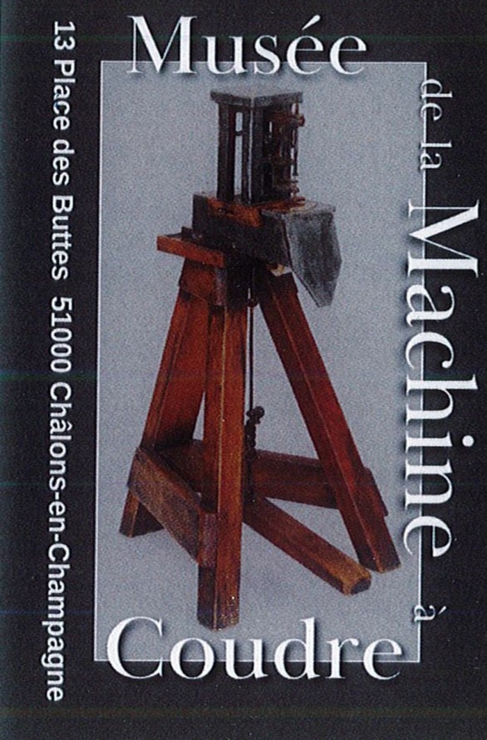 Visite à la bougie ou lampe torche musée de la machine à coudre Châlons-en-Champagne