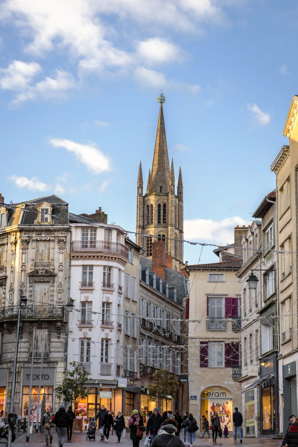 Visite apéritive Place des Bancs Limoges  Limoges