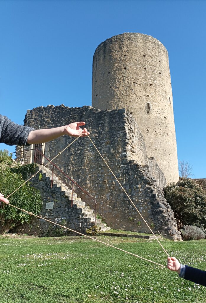 VISITE-ATELIER LES BÂTISSEURS DU CHÂTEAU COURS DU CHÂTEAU Aurignac 2026-07-21