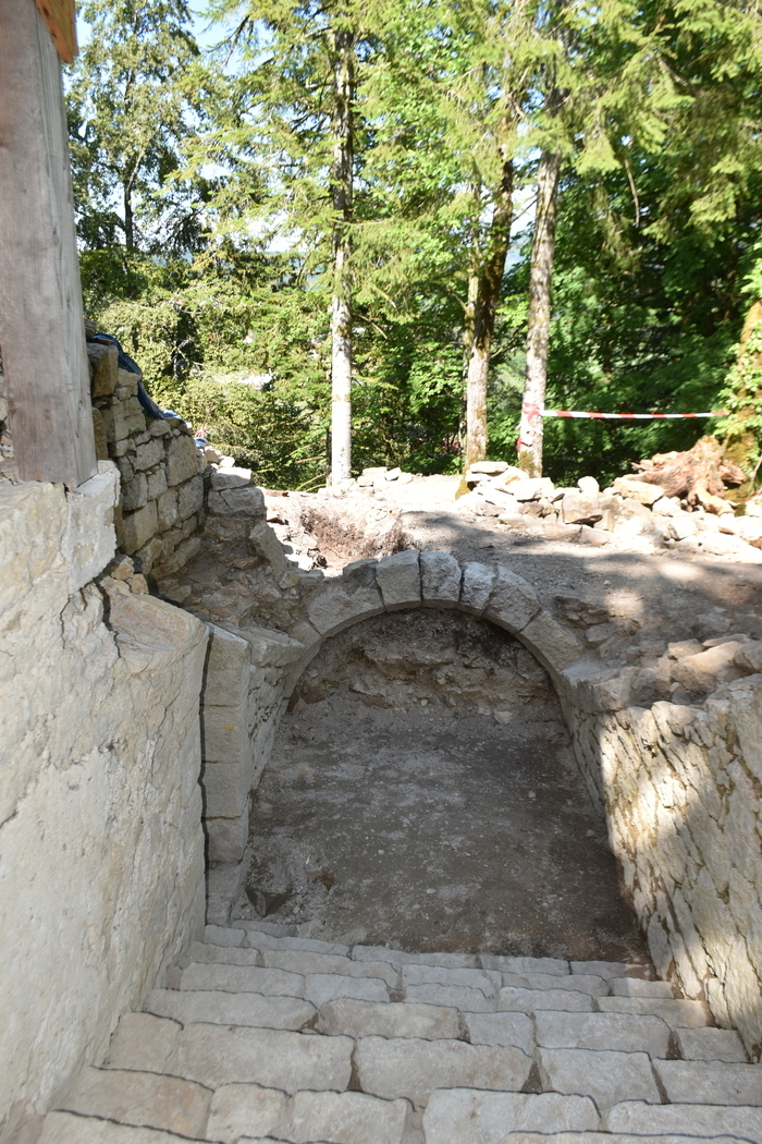 Visite des fouilles du château de Chaux-des-Crotenay, chaux-des-crotenay, Chaux-des-Crotenay