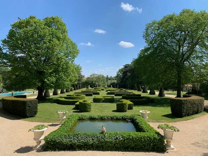 Visite des jardins du Château de la Rivière Visite des jardins du Château de la Rivière Mouzeuil-Saint-Martin