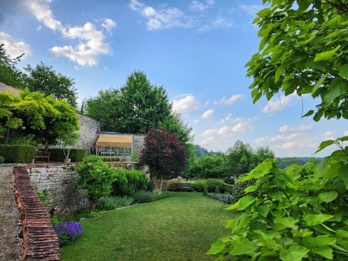 Visite d’un jardin privé rue de la côte du château, Un jardin privé, Joinville