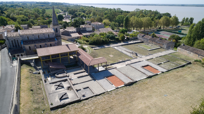 Visite et démonstration à la villa, Musée archéologique de Plassac, Plassac