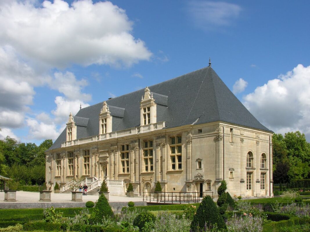 Visite Flash à Joinville Le château du Grand Jardin Joinville