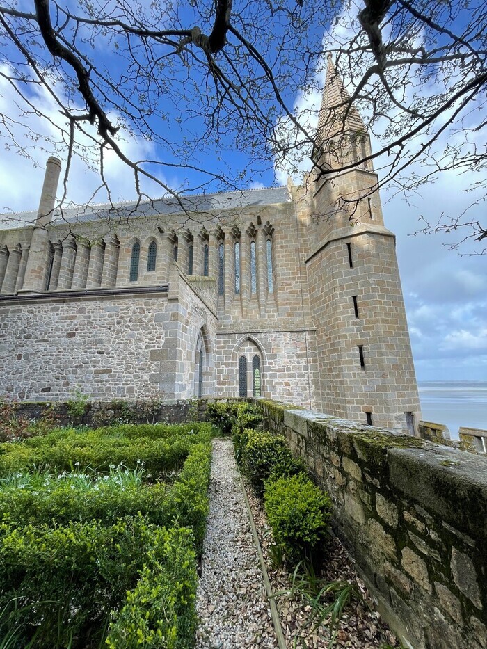 Visite guidée : déambulation accompagnée dans les jardins méconnus du Mont-Saint-Michel Abbaye du Mont-Saint-Michel Le Mont-Saint-Michel