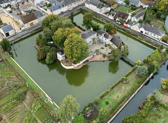 Visite guidée du site des Douves et de ses jardins Les Douves Onzain Veuzain-sur-Loire