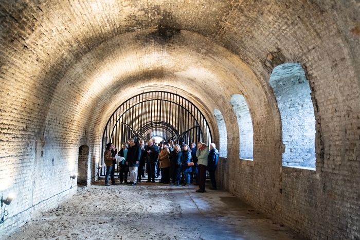 Visite guidée flash de la caserne Huxelles, Caserne Huxelles, Gravelines