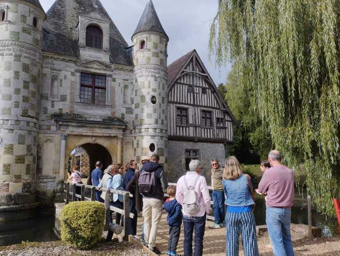 Visite guidée insolite en famille au château de Saint-Germain de Livet !, Château-Musée de Saint-Germain-de-Livet, Saint-Germain-de-Livet