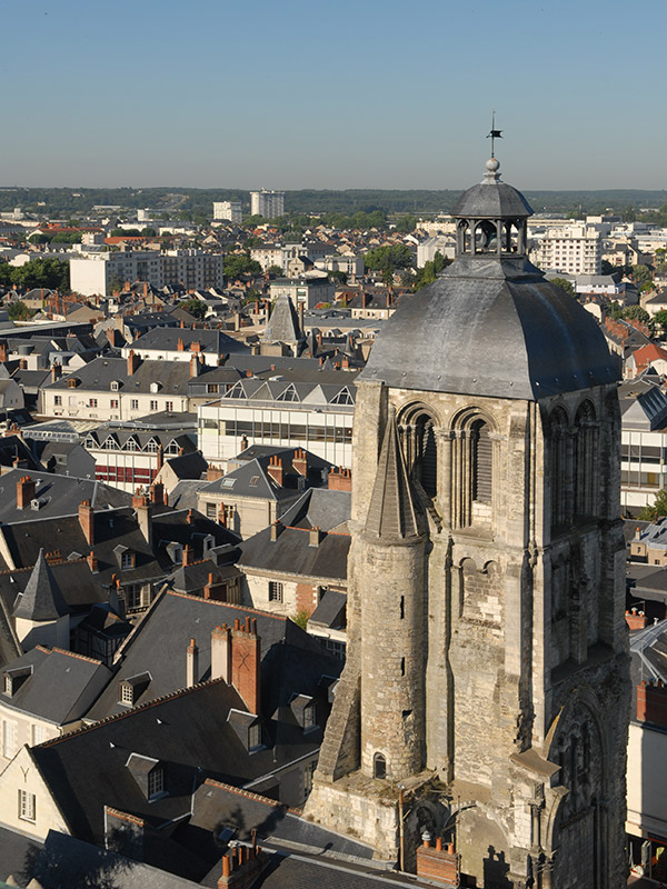 Visite Guidée La Tour Charlemagne au coucher du soleil 15 place Châteauneuf Tours 2026-05-07