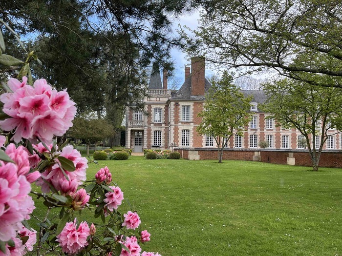 Visite guidée printanière guidée du parc, Parc et jardins du château du Troncq, Le Troncq
