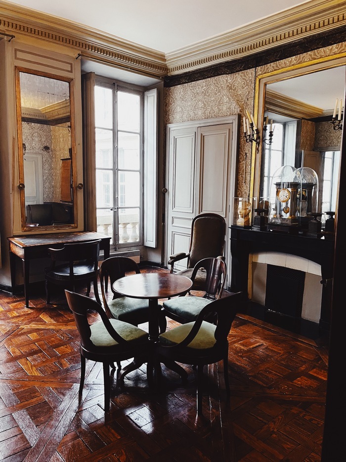 Visite libre de l'appartement d'Auguste Comte Maison d'Auguste Comte Paris