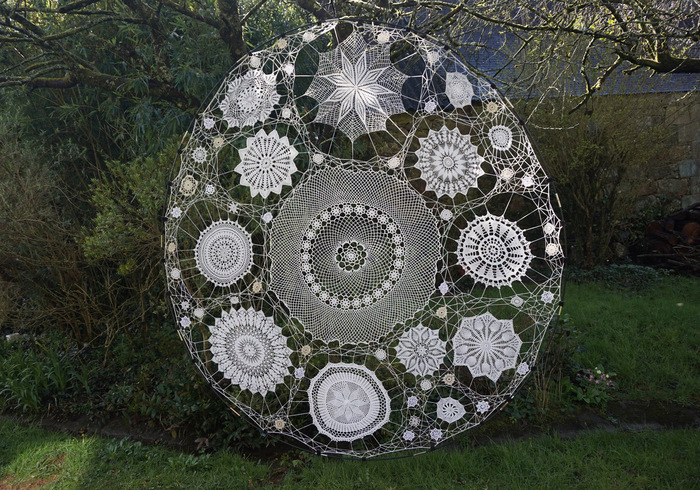 Visite libre des installations "dentelles nomades" Château de Vascoeuil - Maison Michelet Vascœuil