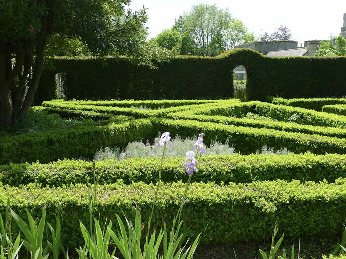 Visite libre des jardins, Abbaye de Longues, Longues-sur-Mer