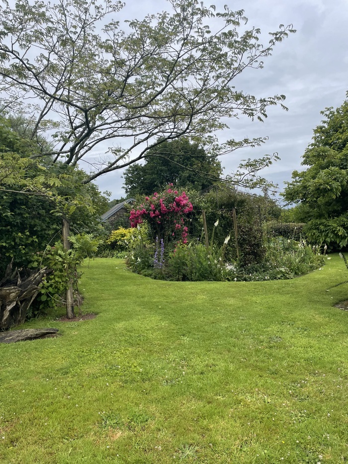 Visite libre du jardin, Le jardin caché, Ouville
