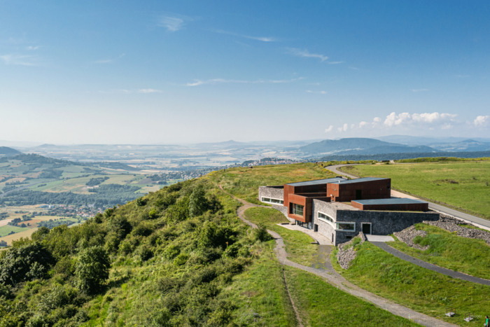 Visite libre du Musée Archéologique de la Bataille de Gergovie, Musée Archéologique de la Bataille de Gergovie, La Roche-Blanche