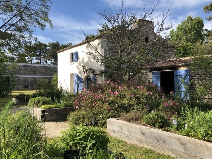 Visite libre et gratuite de la Maison éco-paysanne et de son jardin Maison éco paysanne Le Grand-Village-Plage