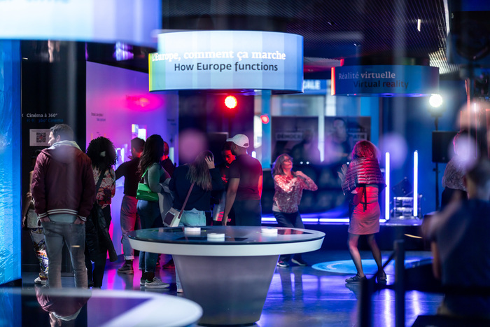 Visite nocturne et musicale, Europa Expérience,