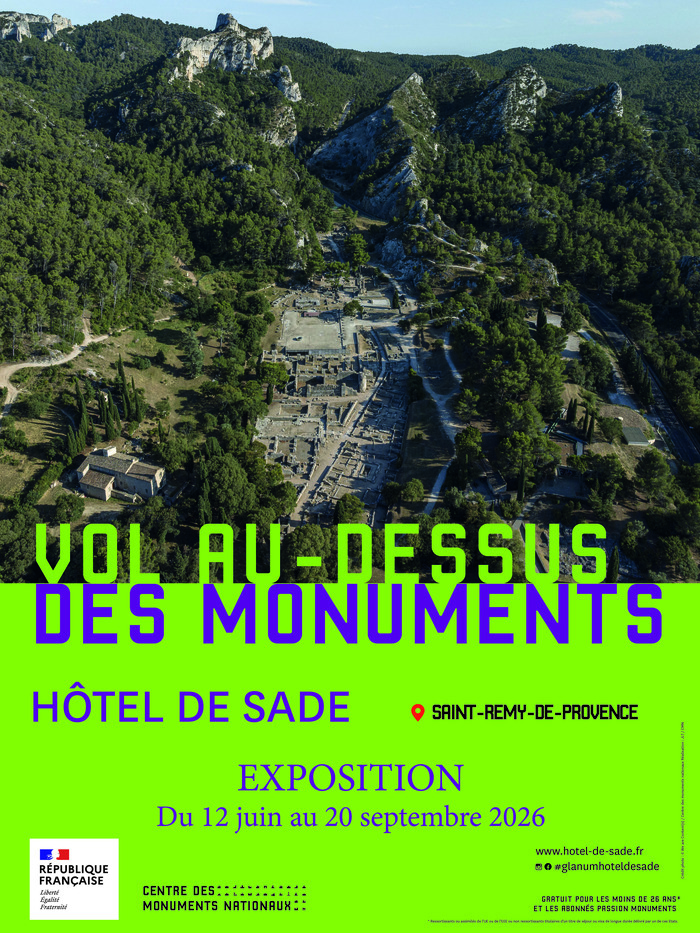 Vol au-dessus des monuments, Hôtel de Sade, Saint-Rémy-de-Provence