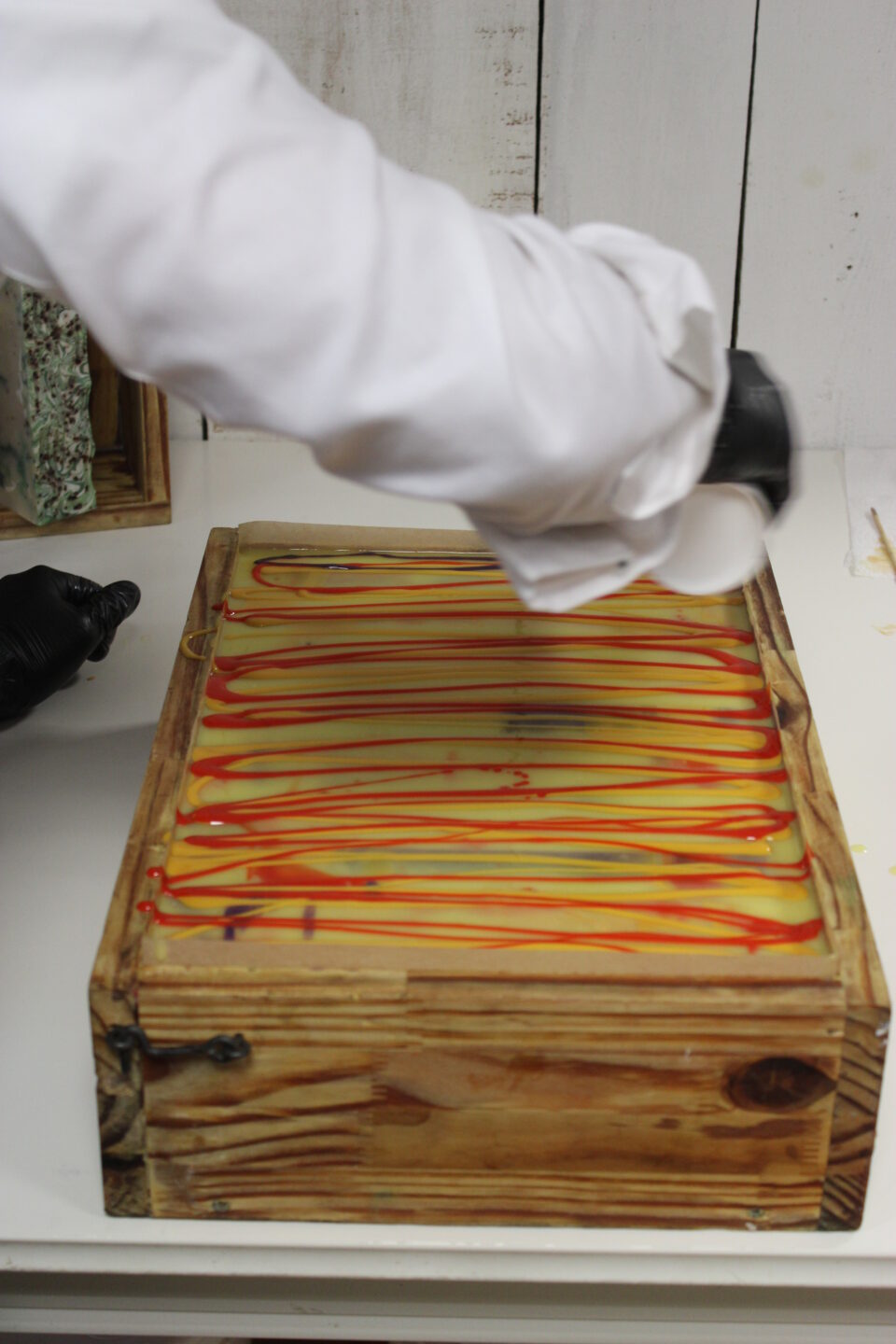 Atelier de fabrication de savons  Bourgnac