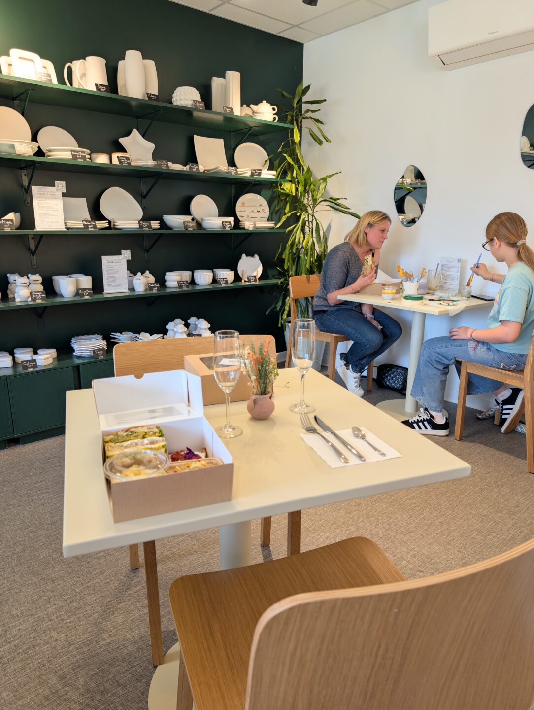 Bruncher sans sortir les pinceaux Décore-moi Café céramique Labenne