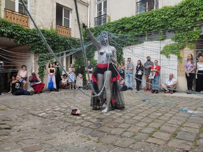 Ciel gris, âmes aigries, corps maigris, Ateliers Frappaz, Villeurbanne
