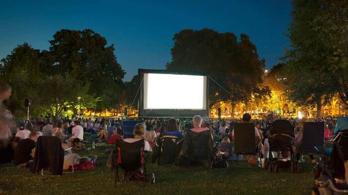 Ciné plein air, Jardin public des Isnards, Salindres