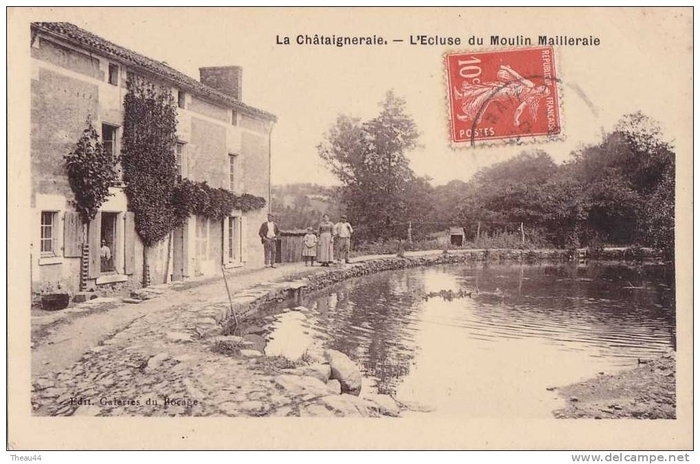 Circuit de sites : 18 moulins à découvrir !, Parking salle de sport – La Tardière, Terval
