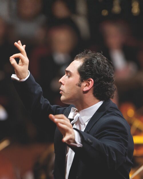 Orchestre Philharmonique de Radio France Halle aux Grains Toulouse — Halle aux Grains — Toulouse — 15 avril 2027